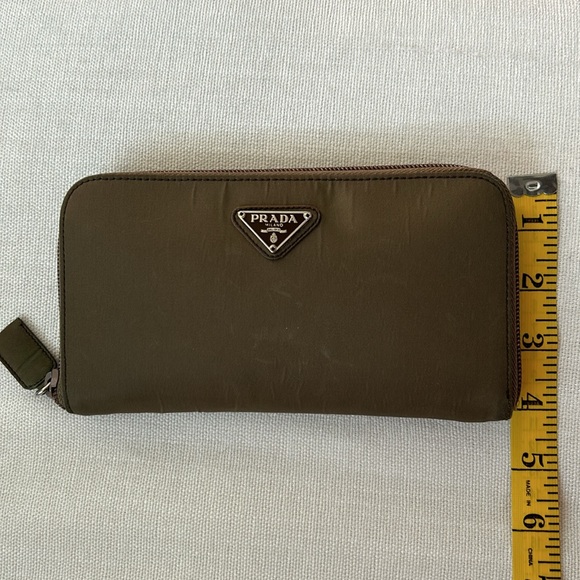 PRADA WALLET Nylon Zip Around - Picture 14 of 15